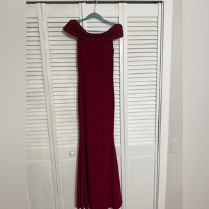 Elegant One-Shoulder Burgundy Gown